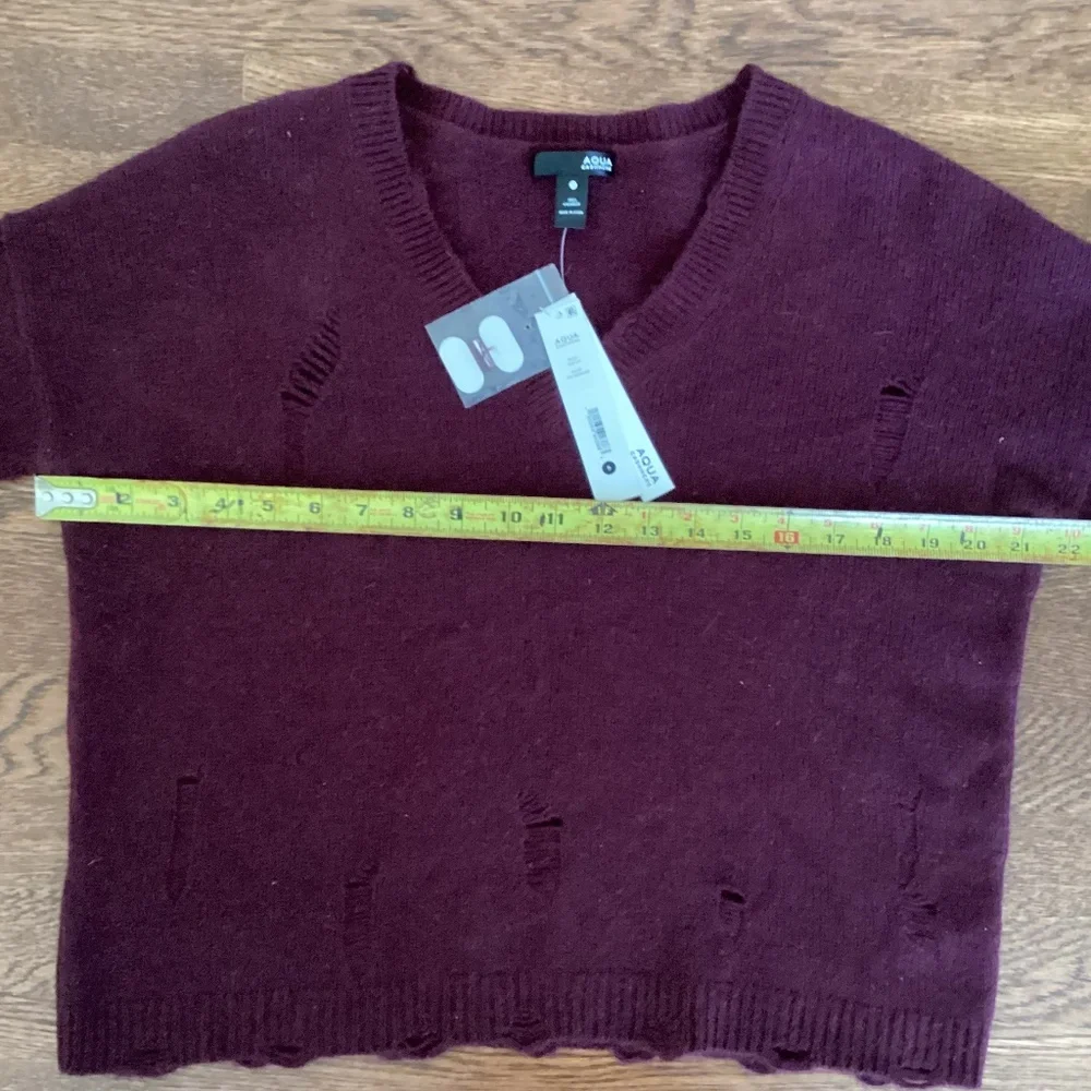 Aqua Burgundy Cashmere Distressed V-Neck Sweater 100% Bloomingdales Exclusive - Picture 10 of 13